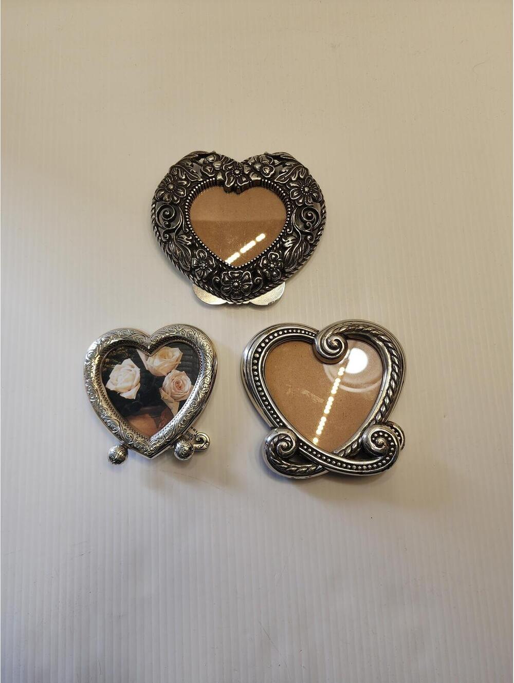 Set of 3 Vintage Style Heart Shaped Silver Photo Frames